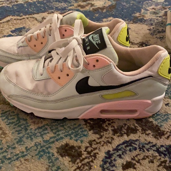 Nike Air Max women’s size 8.5 - Picture 2 of 5